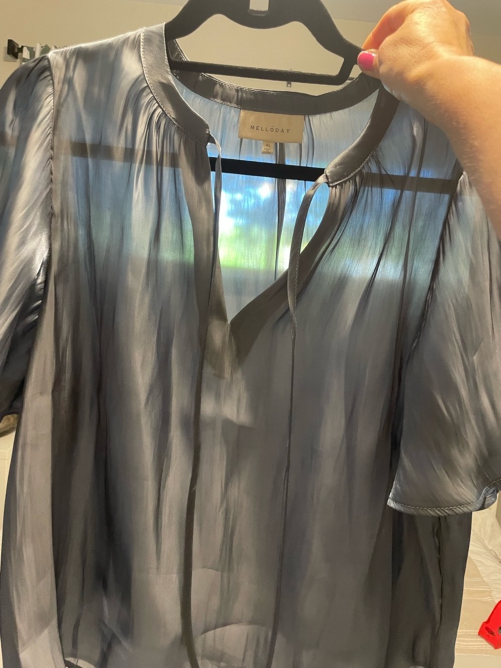 Melloday Metallic Gray Sheer Tie Neck Blouse XL Flutter Sleeve Top - Picture 8 of 9